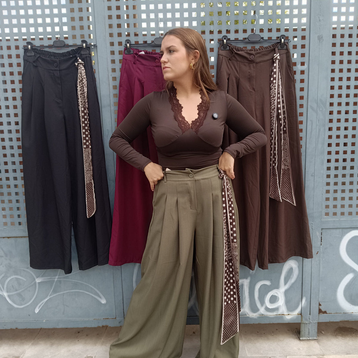 Pantalón ancho
